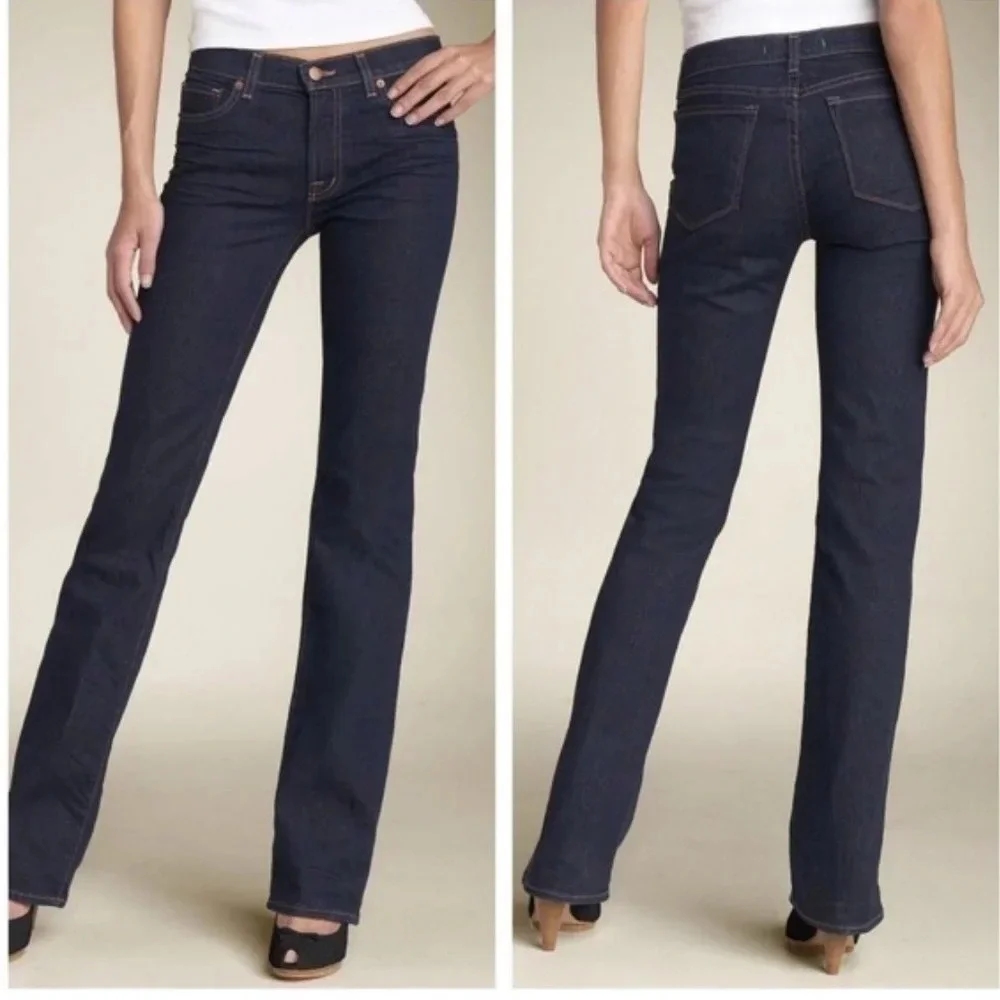 J Brand Mid Rise Straight leg Jeans, 28